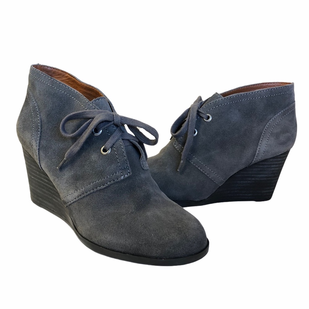 NWOT🍀Lucky Sway Ankle Wedge Bootie🍀